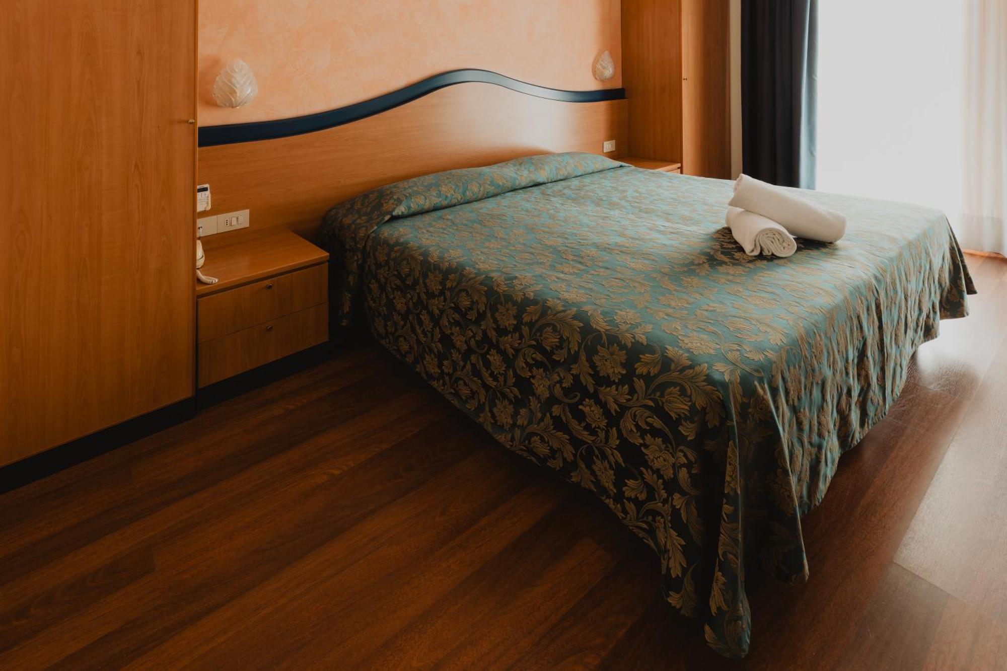 Hotel Bellavista Grado Buitenkant foto